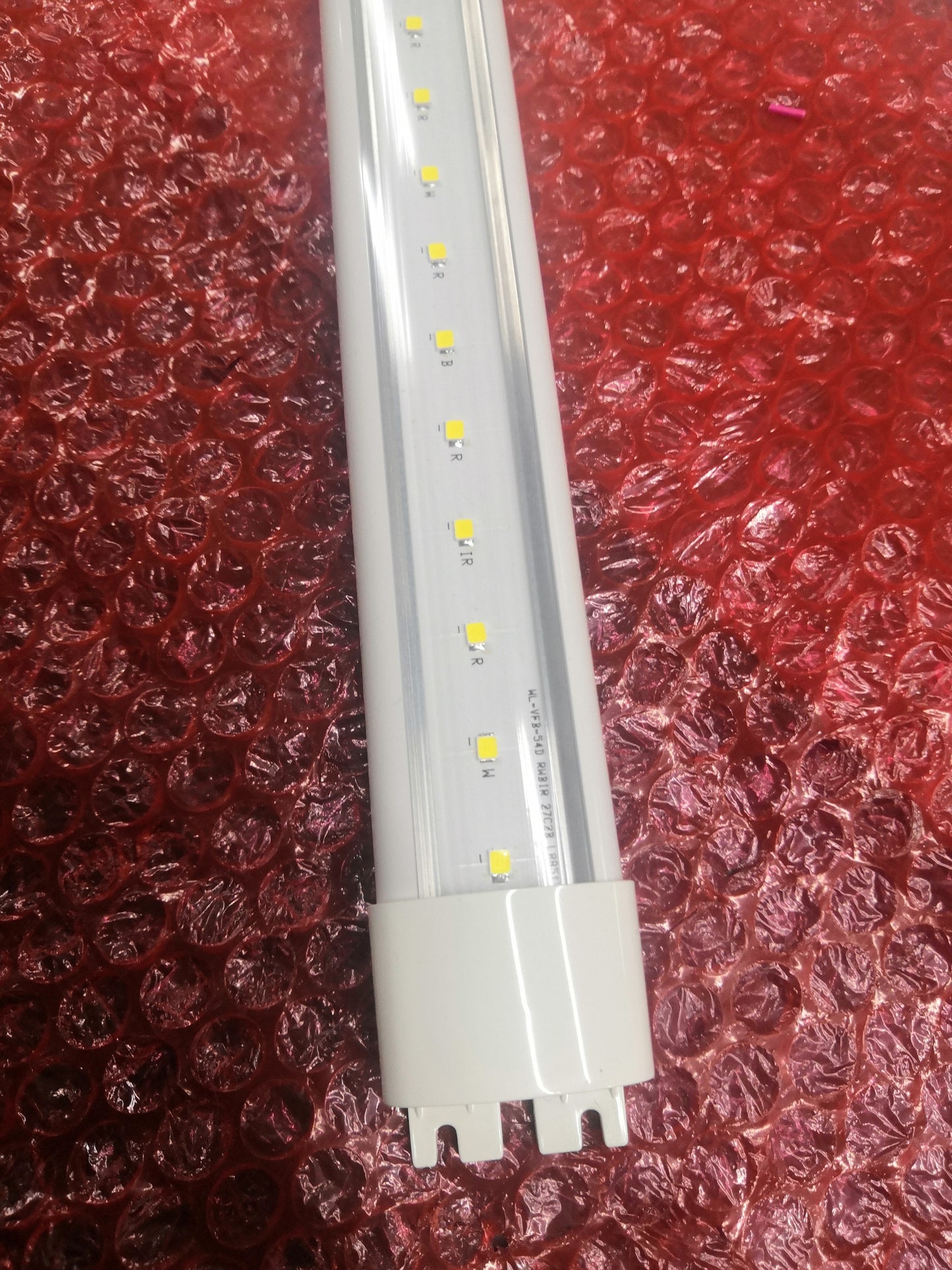 40W-60W LED Grow Tube Light For Vertical Farming Leaf Greens/Strawberry Growing